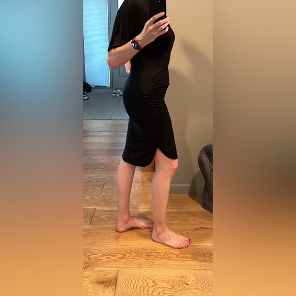 Banana Republic Black 3/4 length v-neck dress - Picture 3 of 6